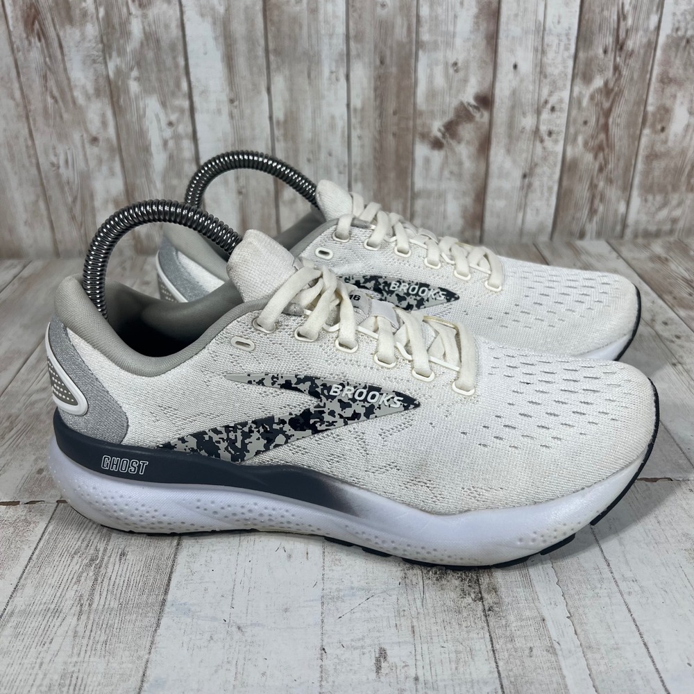 Brooks Ghost 16 Womens White Silver Running Shoes 1204071B147 Size 7 Medium B